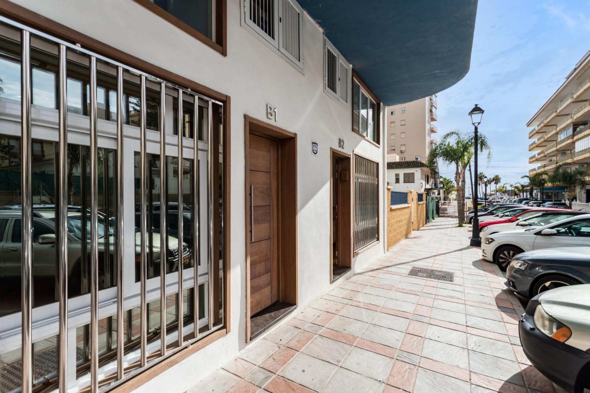 Sur Suites Estudio Industrial 2 Fuengirola Exterior photo