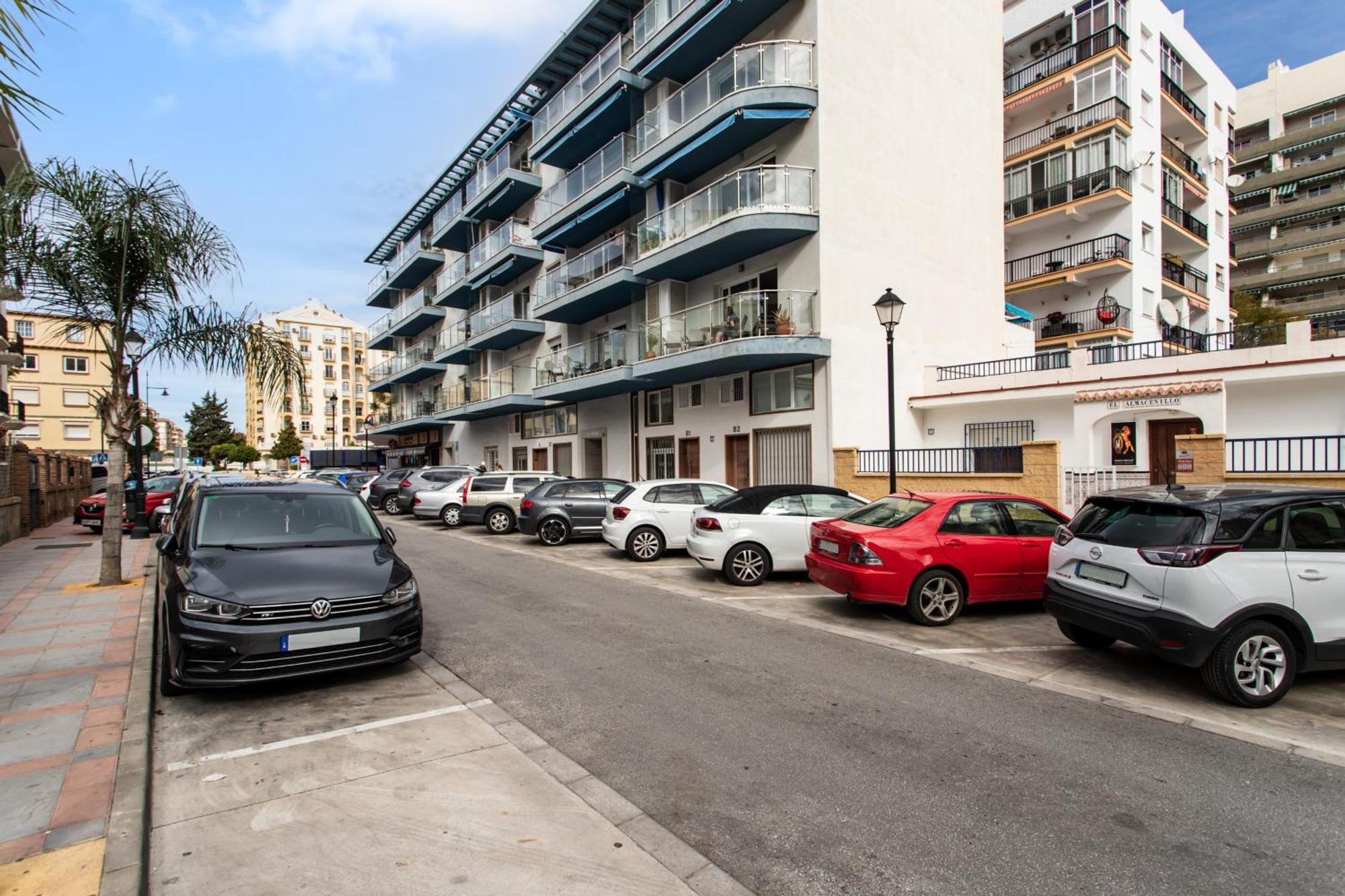 Sur Suites Estudio Industrial 2 Fuengirola Exterior photo